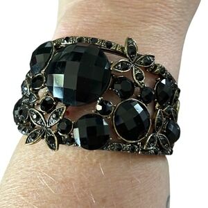 Black Stone Wide Cuff Bracelet Gold Tone Floral Statement Hinged Vintage Style